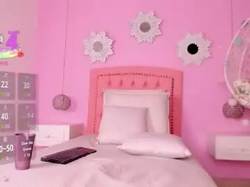 Chaturbate Watch Live Sex Cams of cannelasmith