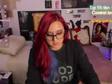 cherry_blushh from chaturbate