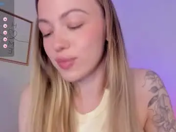 Chaturbate Live Sex Cam of damn_cutie