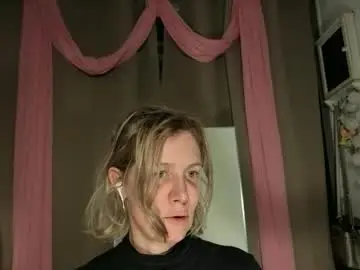 Chaturbate Best live sex cam show of lola_belgium