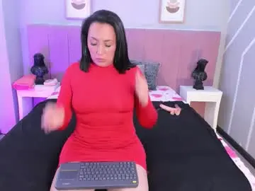 nia_velour from chaturbate