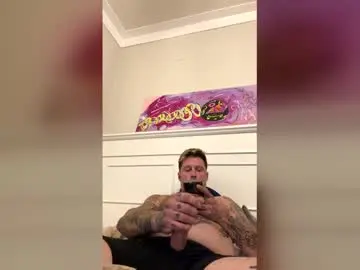 Chaturbate Adult Webcam of pweezy33