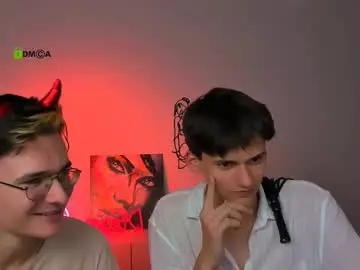 Chaturbate Live Sex Cam of rico_steel