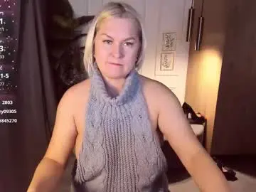 Chaturbate Live Sex Cam of yolanda_kiss