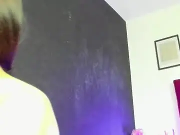 Chaturbate Nude Webcam of alice_in_cumland_