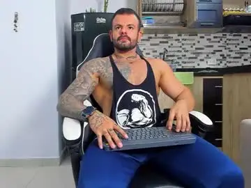 Chaturbate Adult Webcam of johnnygrayson_