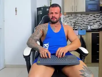 Chaturbate Live Porn of johnnygrayson_