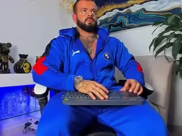 Chaturbate Free Porn Cam of johnnygrayson_