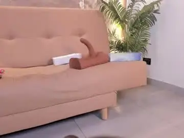 Chaturbate Live Sex Cam of sofia_riveraa