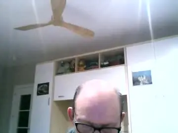 Chaturbate Adult Video Chat of serrano49