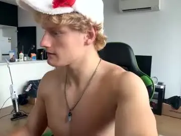 Chaturbate Sex Chat of thatbl0ndeboyx