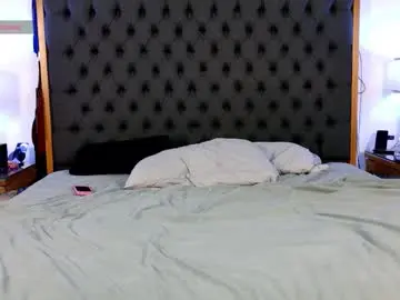 Chaturbate Live Sex Cam of iselayebra