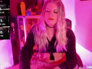 Chaturbate Live Sex Cam of mistresspervett