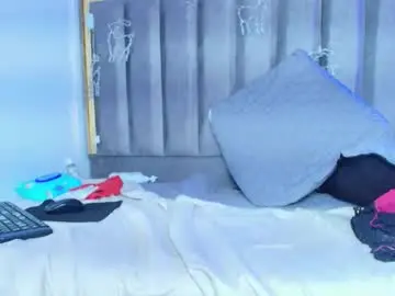 Chaturbate Sex Cam of rachele_x