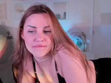 Chaturbate Sex Cam of roxy_wet