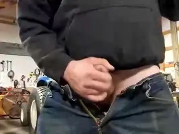 Chaturbate Free Live Porn of shyguycurious5