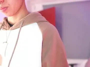 Chaturbate Private Sex Chat of tommy_blue1