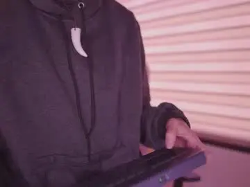 Chaturbate Private Sex Chat of tommy_blue1