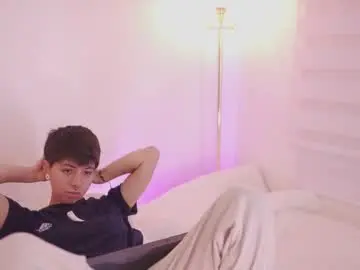 Chaturbate Private Sex Chat of tommy_blue1