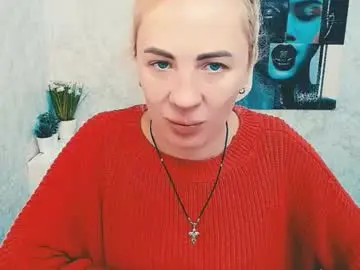 Chaturbate Free Porn Cam of alinafrey_