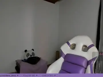 Chaturbate Adult Video Chat of devadoll