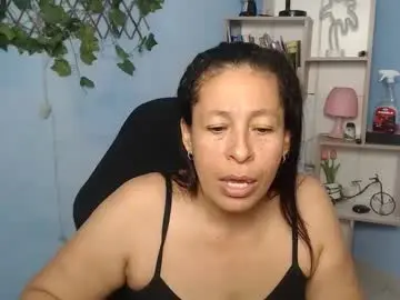 Chaturbate Watch Live Sex Cams of mature_martina_
