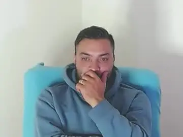 Chaturbate Free Live Porn of robert_leroy