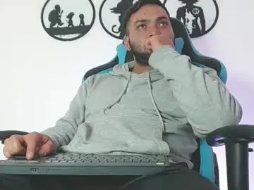 Chaturbate Free Live Porn of robert_leroy