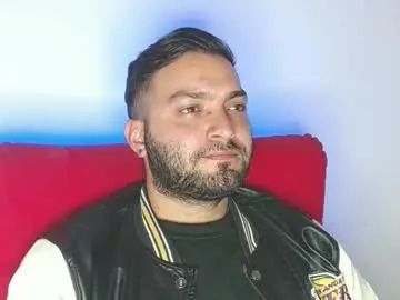 Chaturbate Nude Webcam of robert_leroy