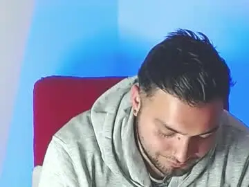 Chaturbate Live Porn of robert_leroy