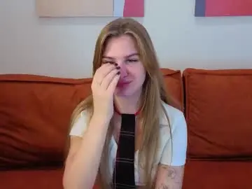 lauriegutierrez from chaturbate