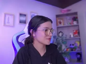 Chaturbate Live Sex Cam of aura_rouss