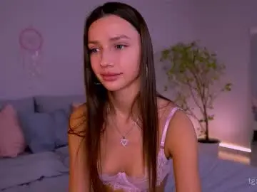 Chaturbate Free Porn Cam of claire_amoure