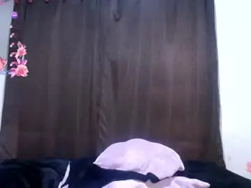 Chaturbate Adult Video Chat of darasweet19