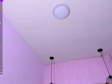 Chaturbate Live Sex Cam of dayana_harlow2