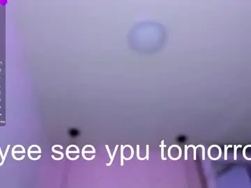 Chaturbate Live Sex Cam of dayana_harlow2