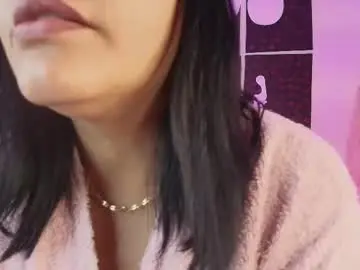 Chaturbate Best live sex cam show of iamlola_