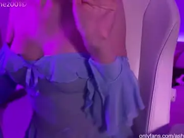 ashleykane2001 from chaturbate