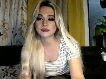 Chaturbate Live Porn of kylie_iyutera