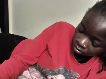 shortnswee254 from chaturbate