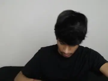 Chaturbate Live Sex Cam of khevinlopezonig