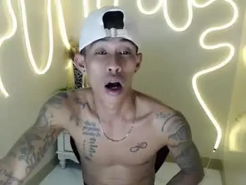 Chaturbate Nude Webcam of marlmoreno10