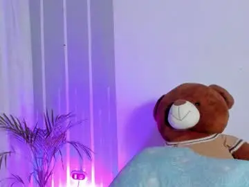 Chaturbate Live Sex Cam of angelique_murphy