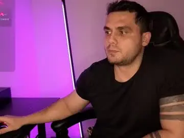 celylow from chaturbate