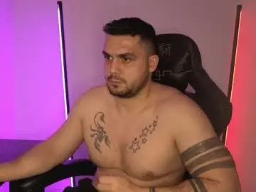 Chaturbate Adult Webcams of celylow