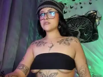 pinky_promiseex from chaturbate