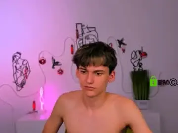 Chaturbate Live Sex Cam of fose_di