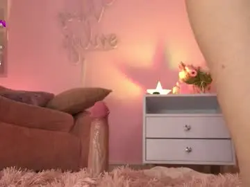 Chaturbate Free Porn Cam of honeyymoonn_