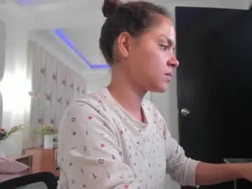 noa_blake from chaturbate