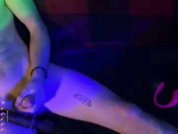 Chaturbate Sex Cam of thecarrguyy